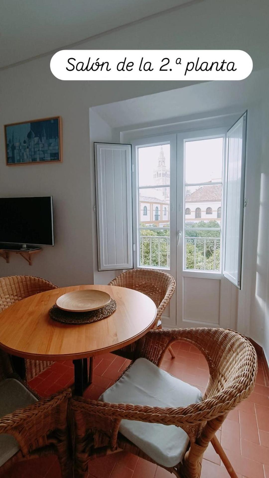 Apartamentos En La Plaza Dona Elvira, 7 Sevilla Exteriér fotografie